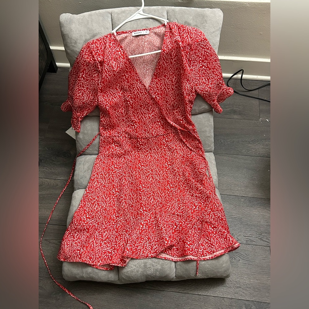Rihoas The Frilles Edges Wrap Flora Dress
